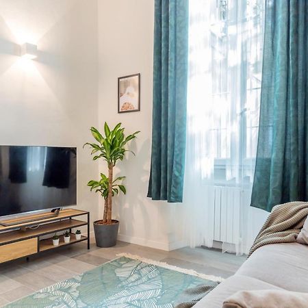 Appartement Duomo-Navigli Charming And Modern With Fast Wifi à Milan Extérieur photo