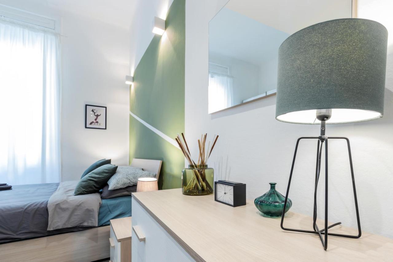 Appartement Duomo-Navigli Charming And Modern With Fast Wifi à Milan Extérieur photo