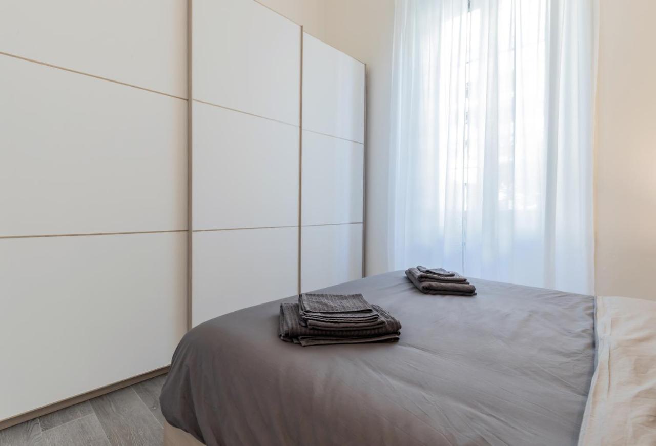 Appartement Duomo-Navigli Charming And Modern With Fast Wifi à Milan Extérieur photo
