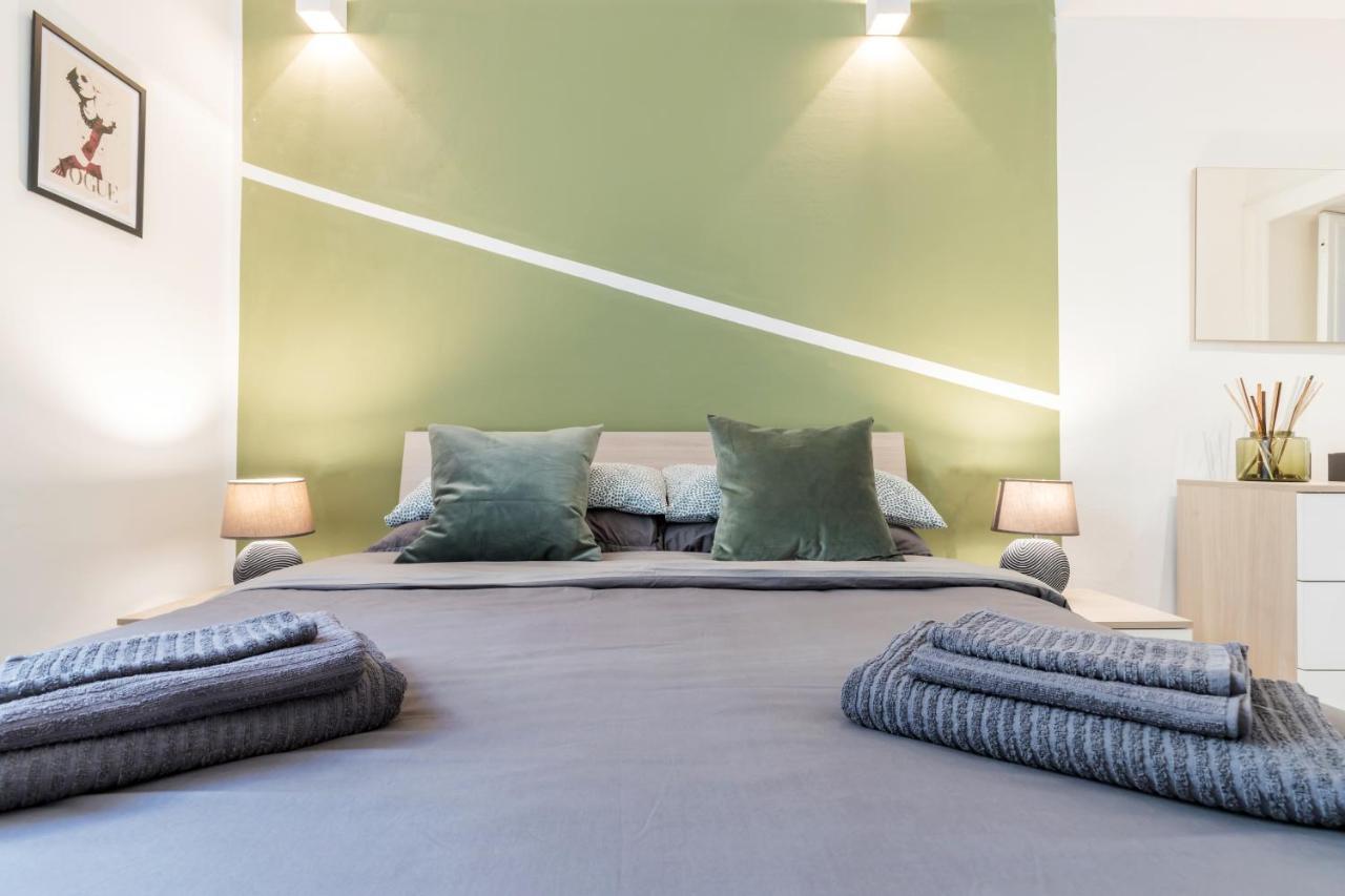 Appartement Duomo-Navigli Charming And Modern With Fast Wifi à Milan Extérieur photo