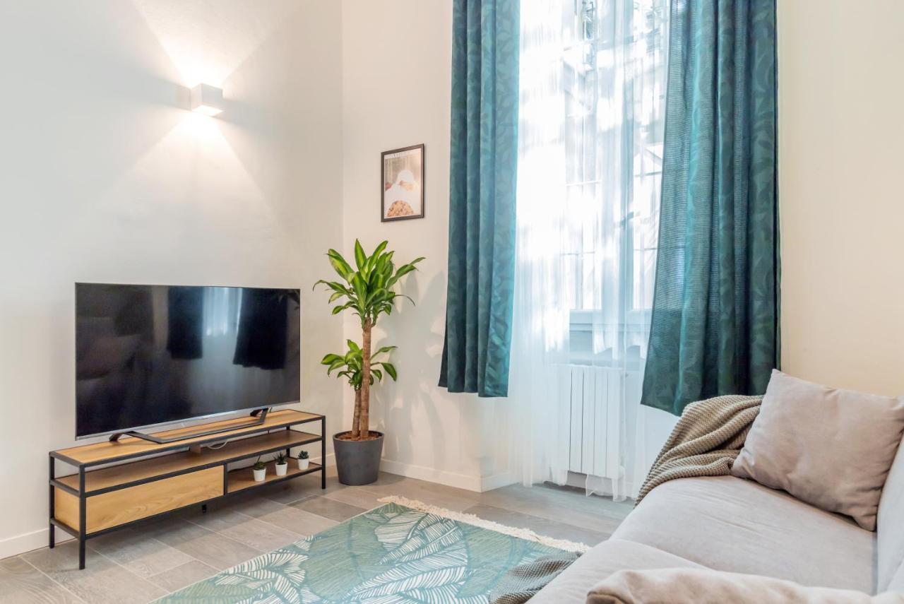 Appartement Duomo-Navigli Charming And Modern With Fast Wifi à Milan Extérieur photo